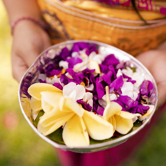 Amandari, Indonesia - Amansanti, Little Dancers, flower detail