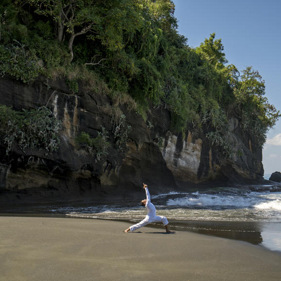 amankila-indonesia-yoga.jpg